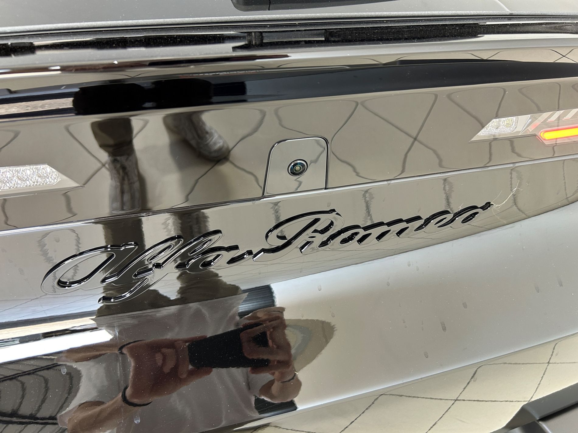 Junior 1.2 ibrida Speciale - Autoviemme